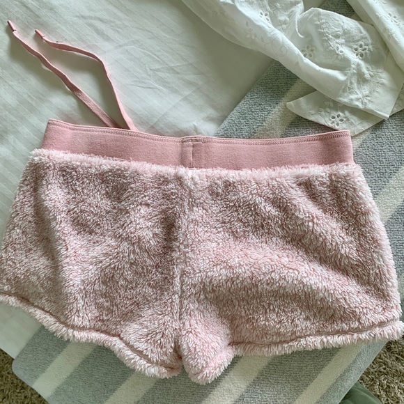 PJ Salvage - Picture 3 of 4